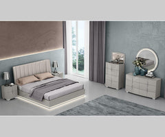 Chrisley Queen Bed