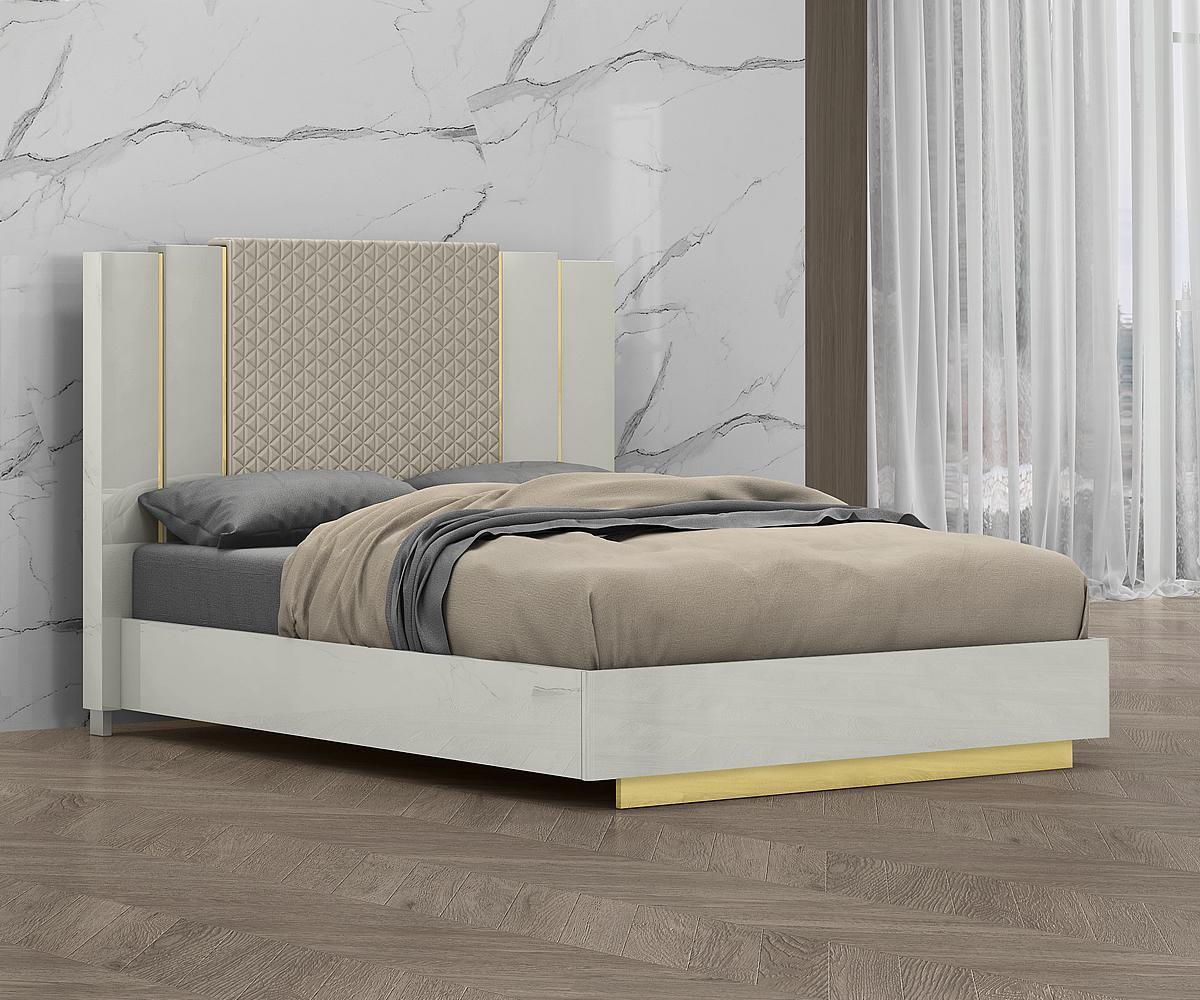 Charmer Queen Bed