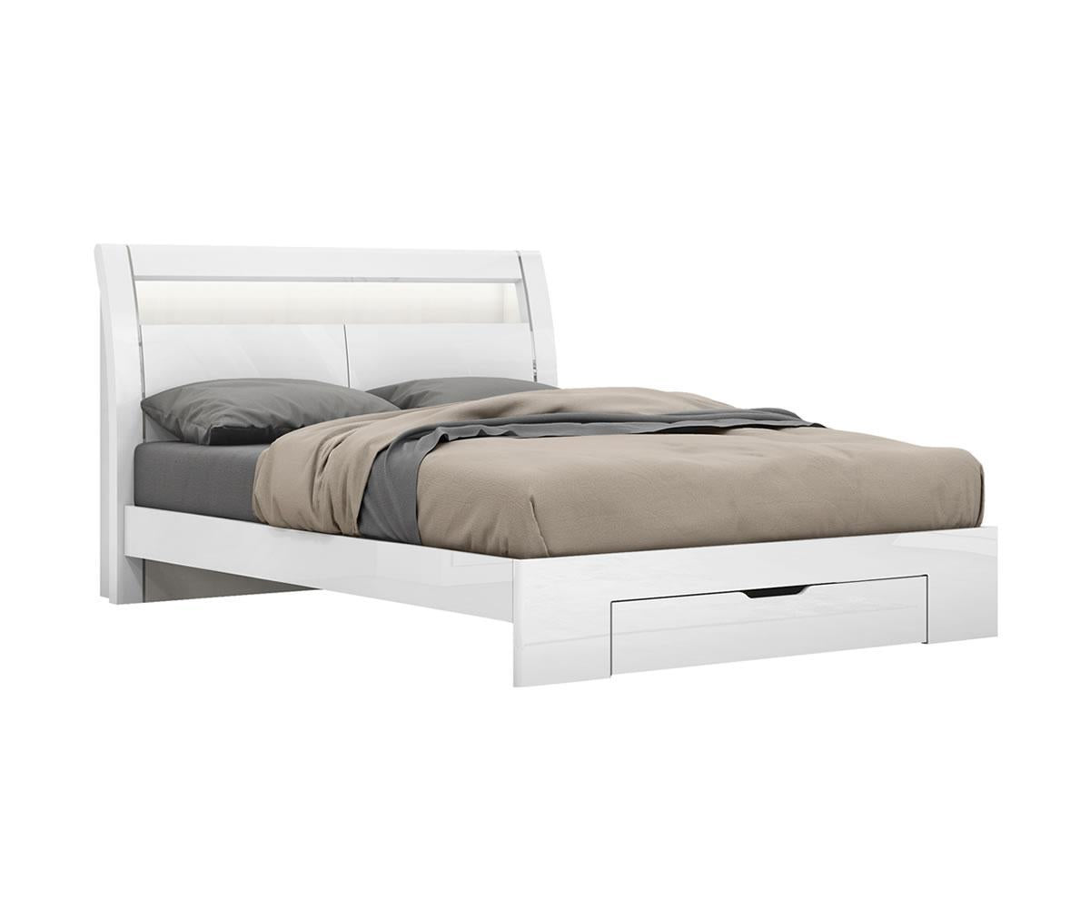 Phoebe Double Bed