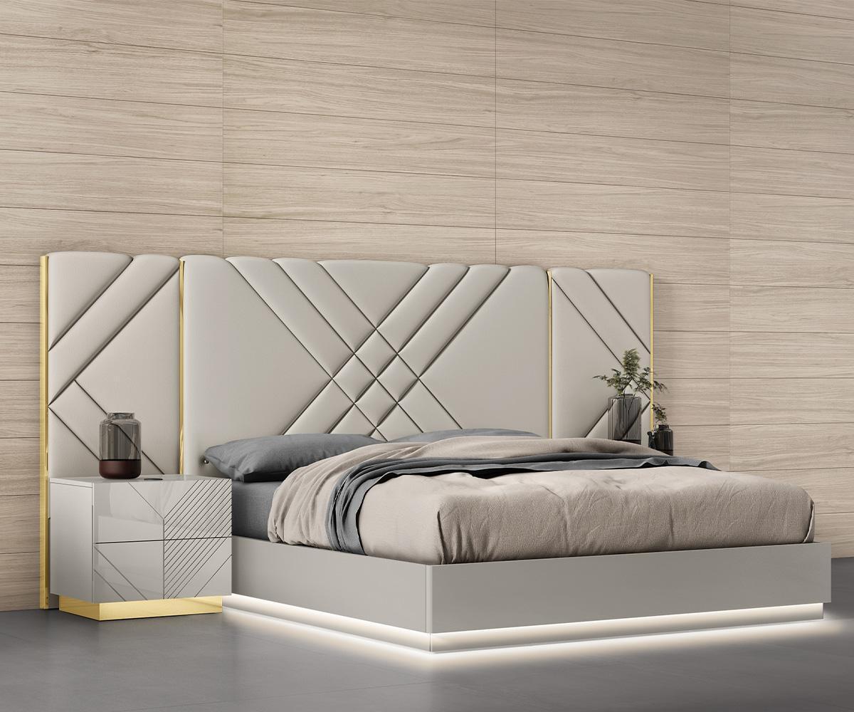 Akira Queen Bed