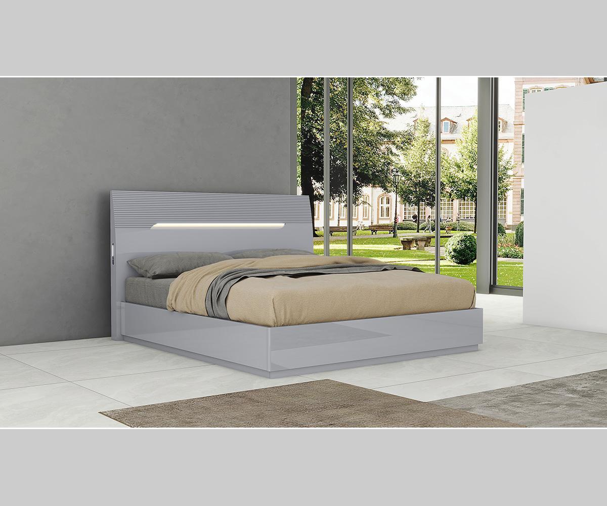 Lessie Queen Bed